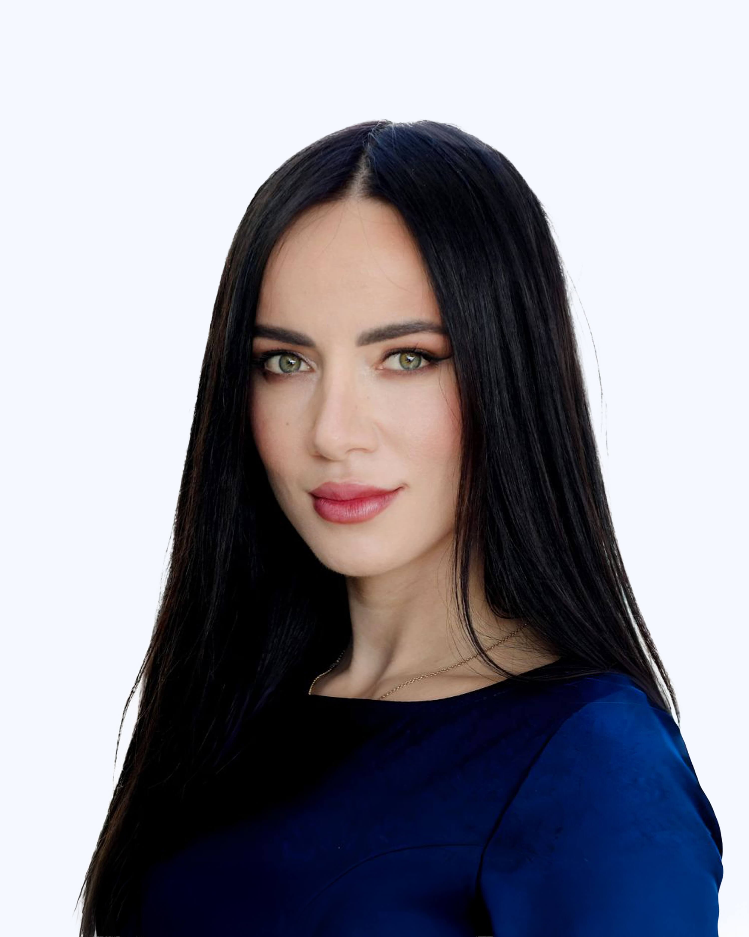 Julie Dmytryshyna